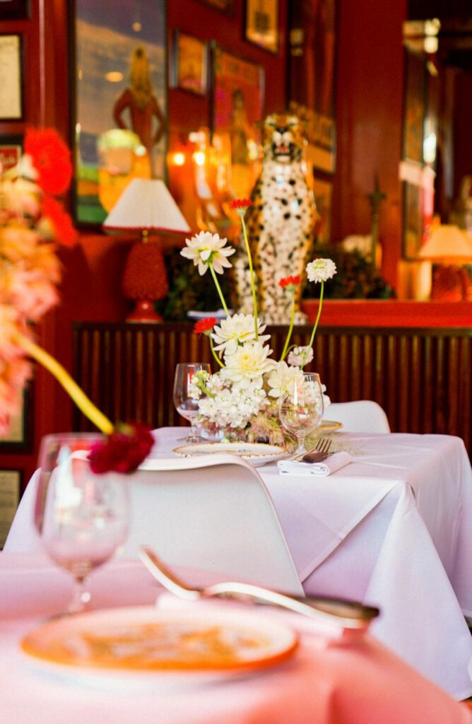 flower vase arrangement restaurant